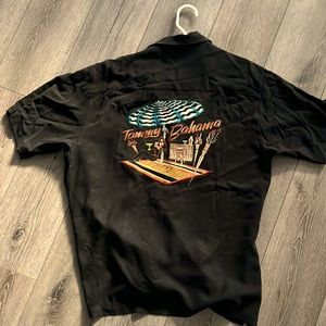 Tommy Bahama Black Silk button down shirt Size M